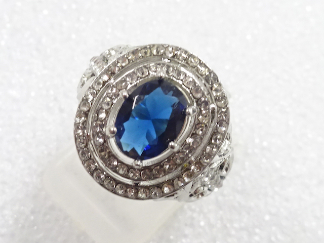 JAPANESE KIMONO / ANTIQUE COLORED STONE RING (SIZE 14)
